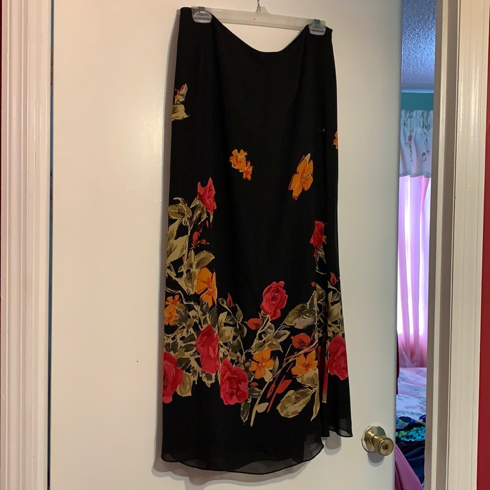 Beautiful silk floral skirt.